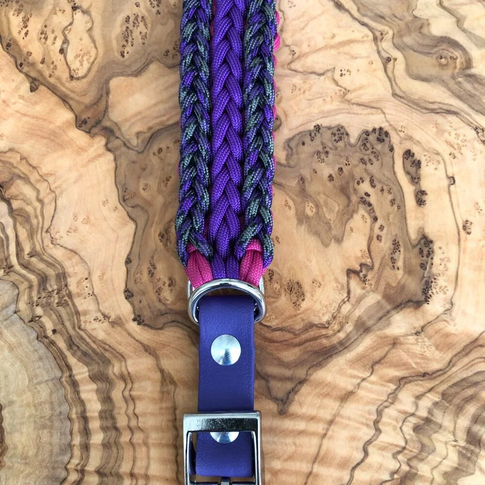 Paracord Dog Collar ~ Adjustable 16.5